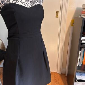Elegant Black Strapless Dress